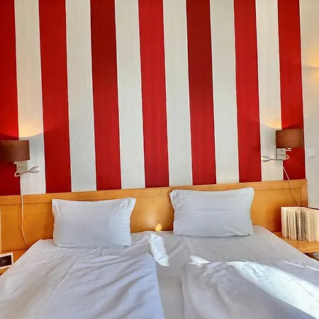 Lejlighed Im Seepark Mit Balkon Und Ahoi-rabatt